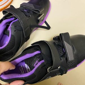 Weightlifting lifters brand new